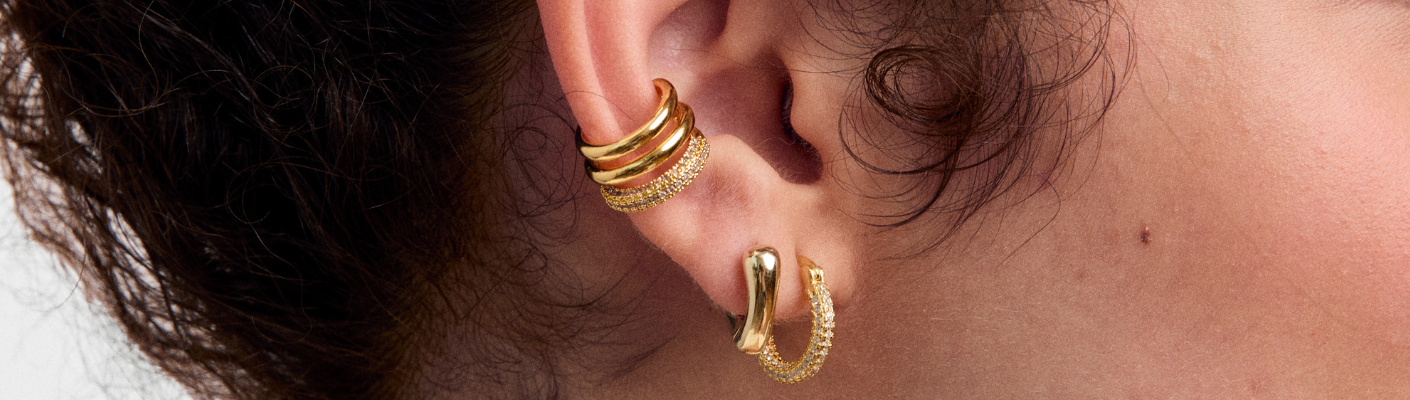 Aretes y piercing